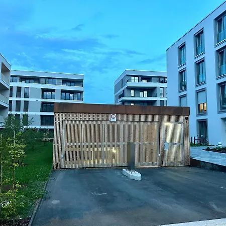 Moderne Erdgeschosswohnung אוגסבורג